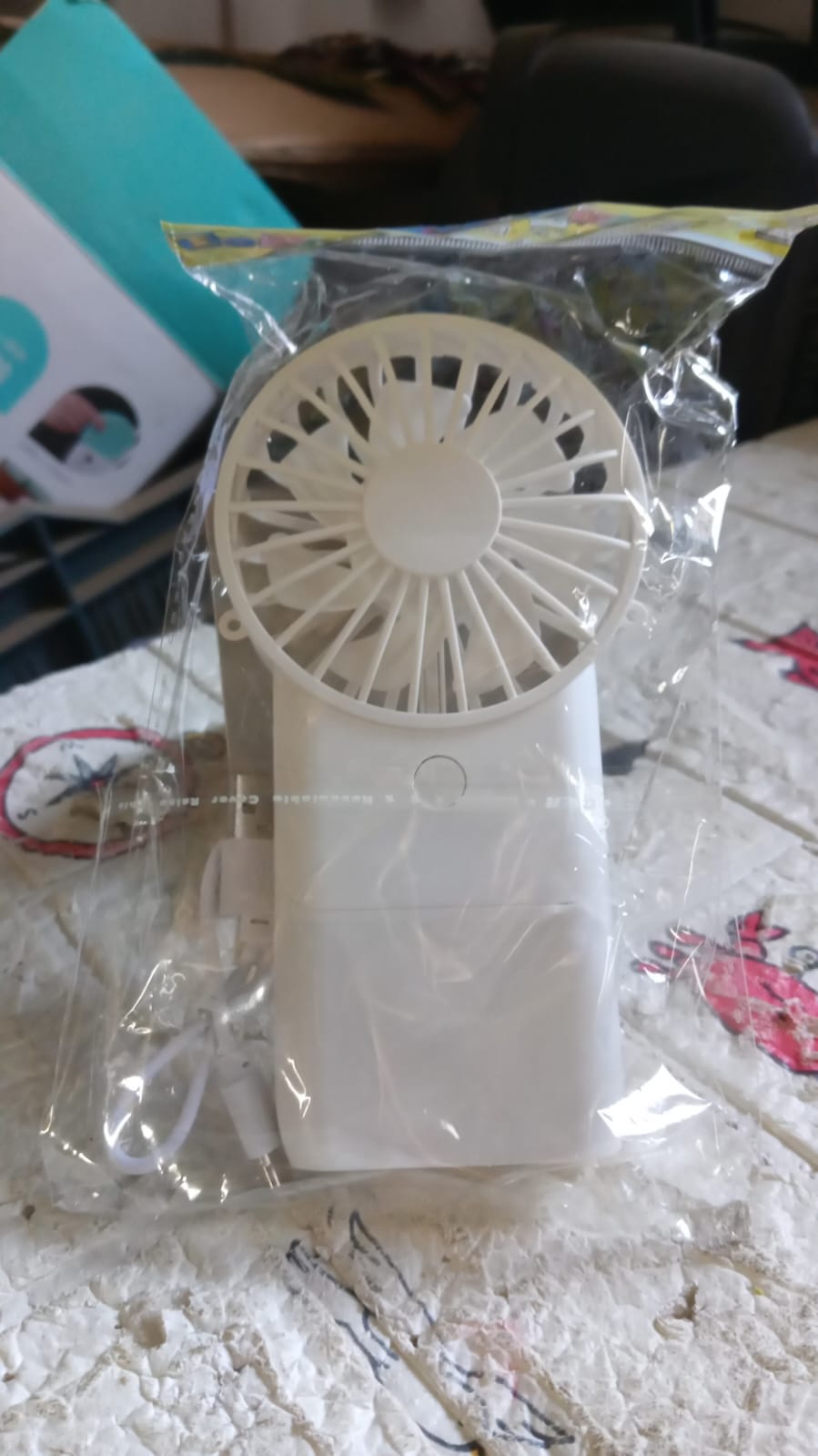 17730 Portable Small Electric Fan, Handheld Fan With 3 Modes USB Rechargeable Mini Student Handheld Class Personal Fan (1 Pc)