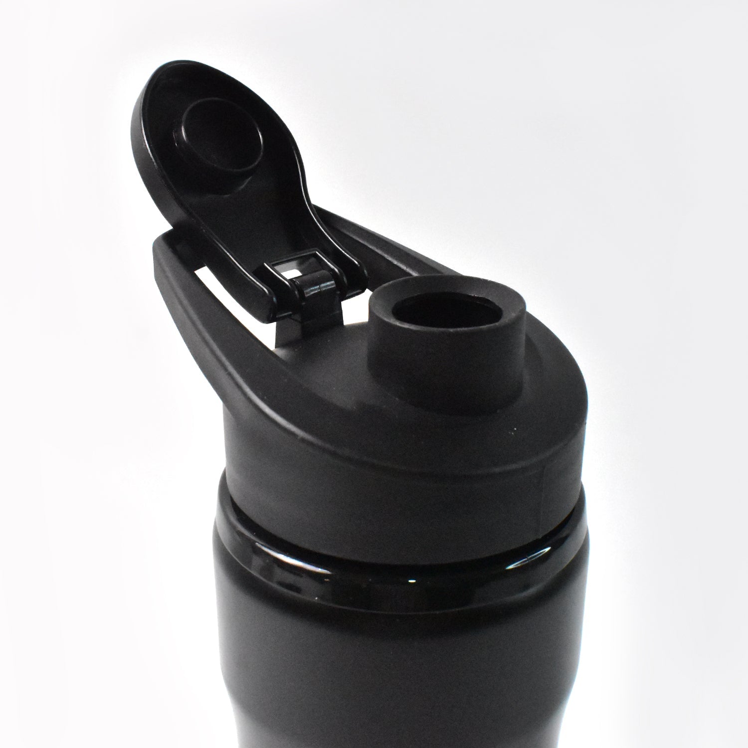 Stainless Steel Insulated Vacuum Water Bottle (600 ml Approx)