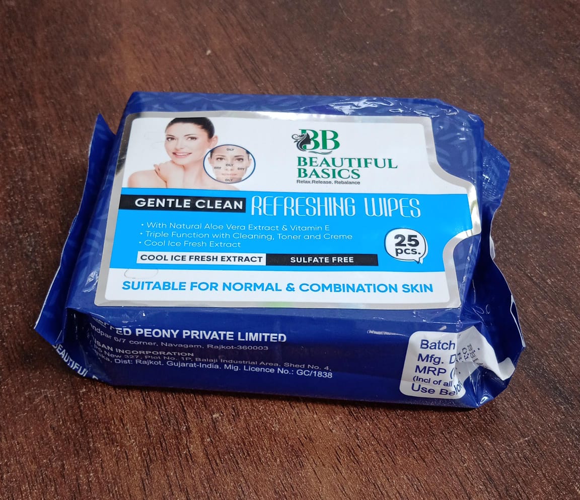 Refreshing Wet Wipes for Face | Facial Cleansing | Refreshing & Skin Hydration| Soothing for skin | pH Balance & Alcohol Free | Nourishing with Fruit extract | 25 Wipes