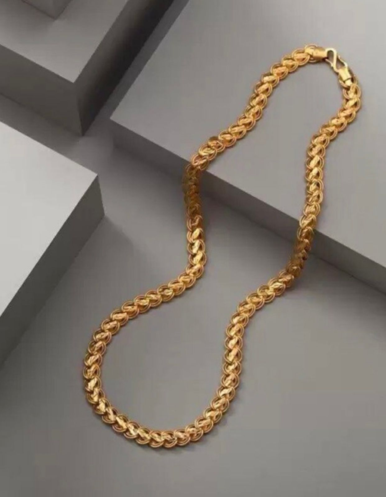 Stylish Gold Chain For Men Gold Plated Metal Necklace Chains For Boys Men