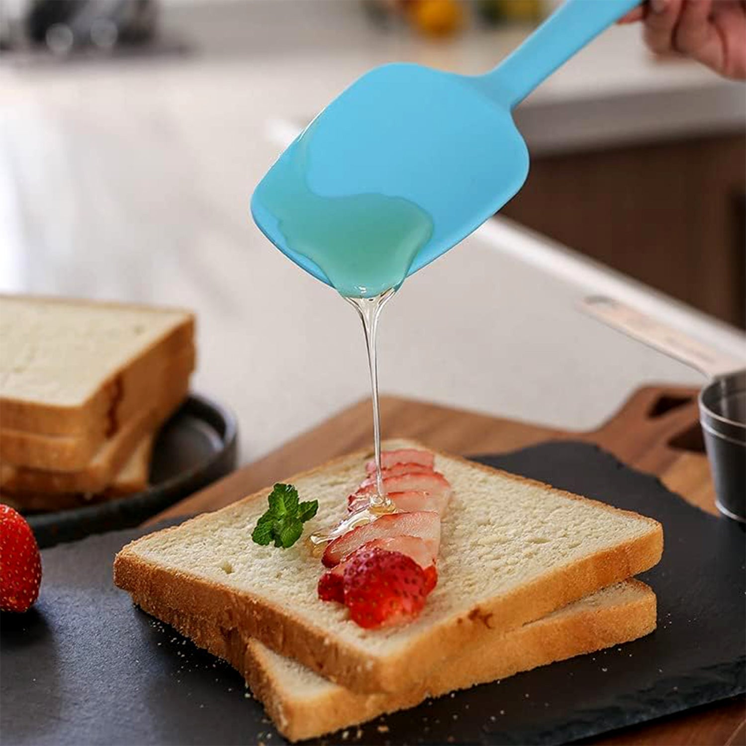 Silicone Mixing and Scraping Spatula