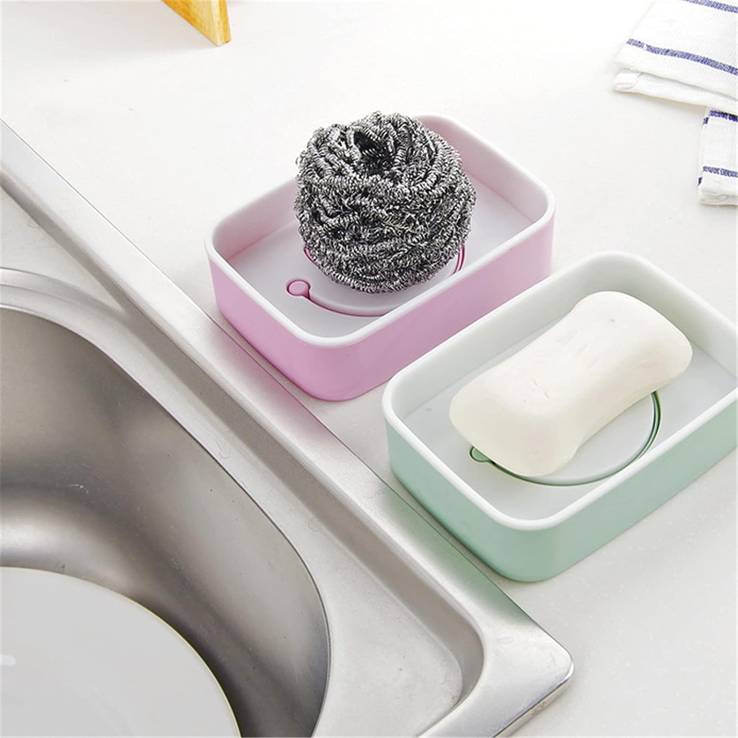 Soap Dish with Drain Soap Holder, Soap Saver Easy Cleaning, Soap Tray for Shower Bathroom Kitchen (1 Pc)