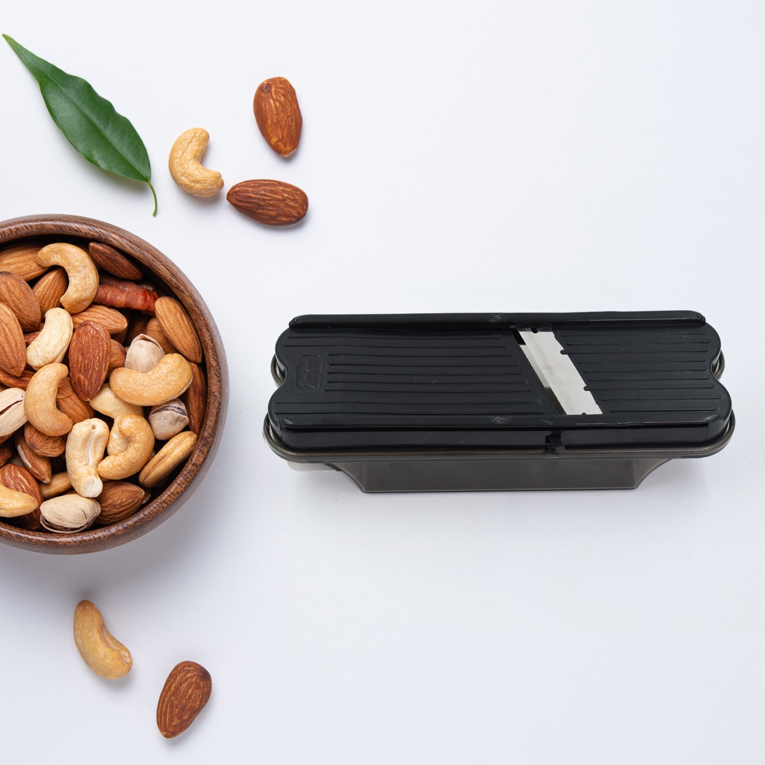 0117A ANJANI VEGATABLE AND DRY FRUIT SLICER/CUTTER DeoDap