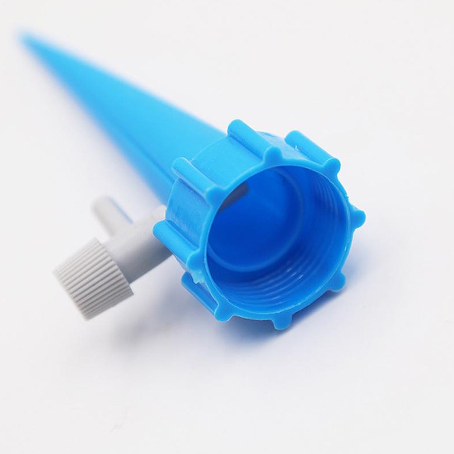 7412 Plant Watering Spikes self Watering Spikes Water dripper for Plants, Adjustable Plant Watering Devices with Slow Release Control Valve Switch (1Pc)