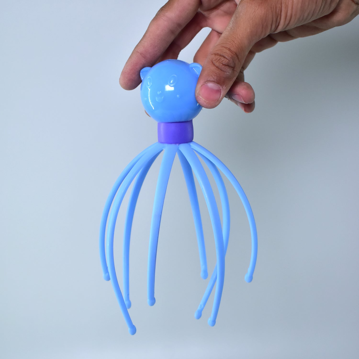 6098 A Octopus Head Massager Used While Massaging Hair Scalps And Head.