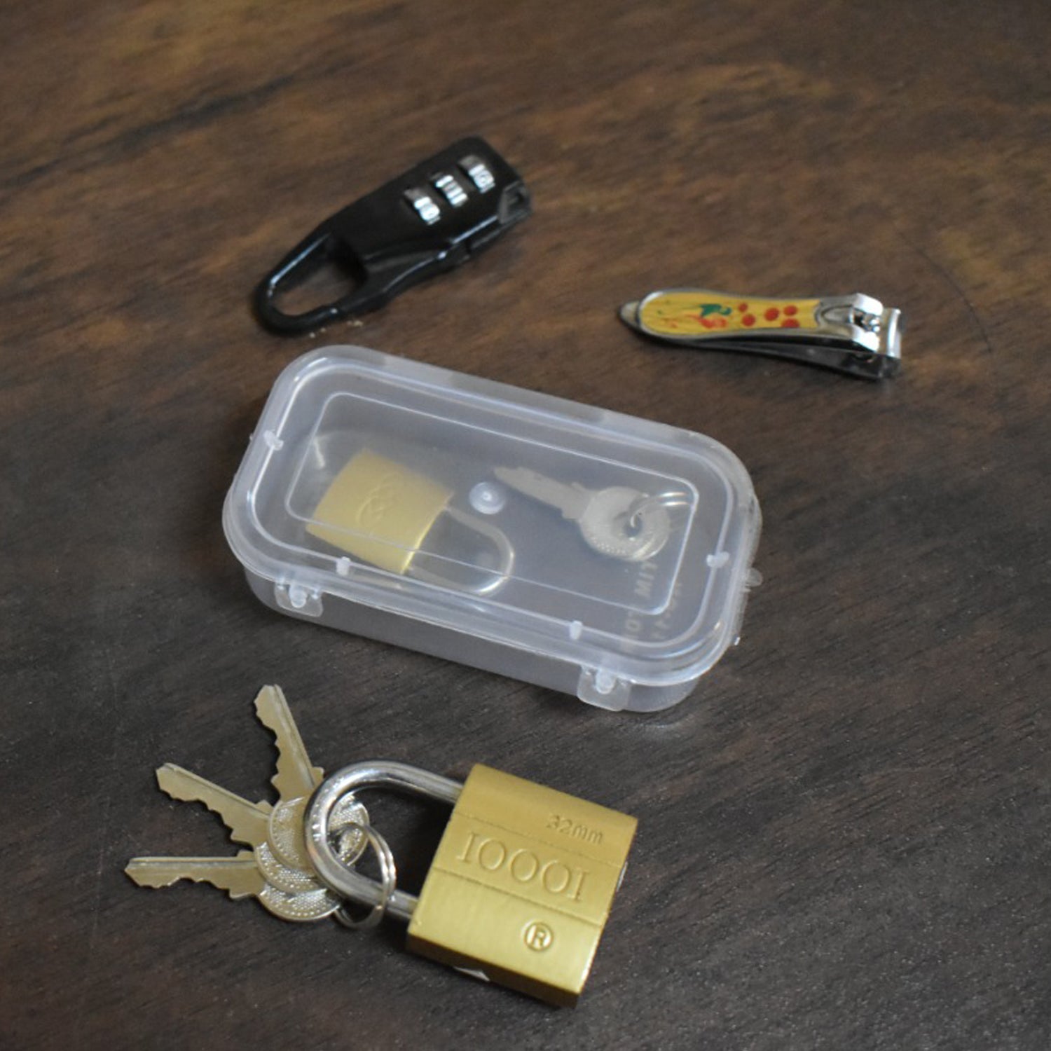 3751 Tim Tom Container used for storing things and stuffs and can also be used in any kind of places. freeshipping - DeoDap