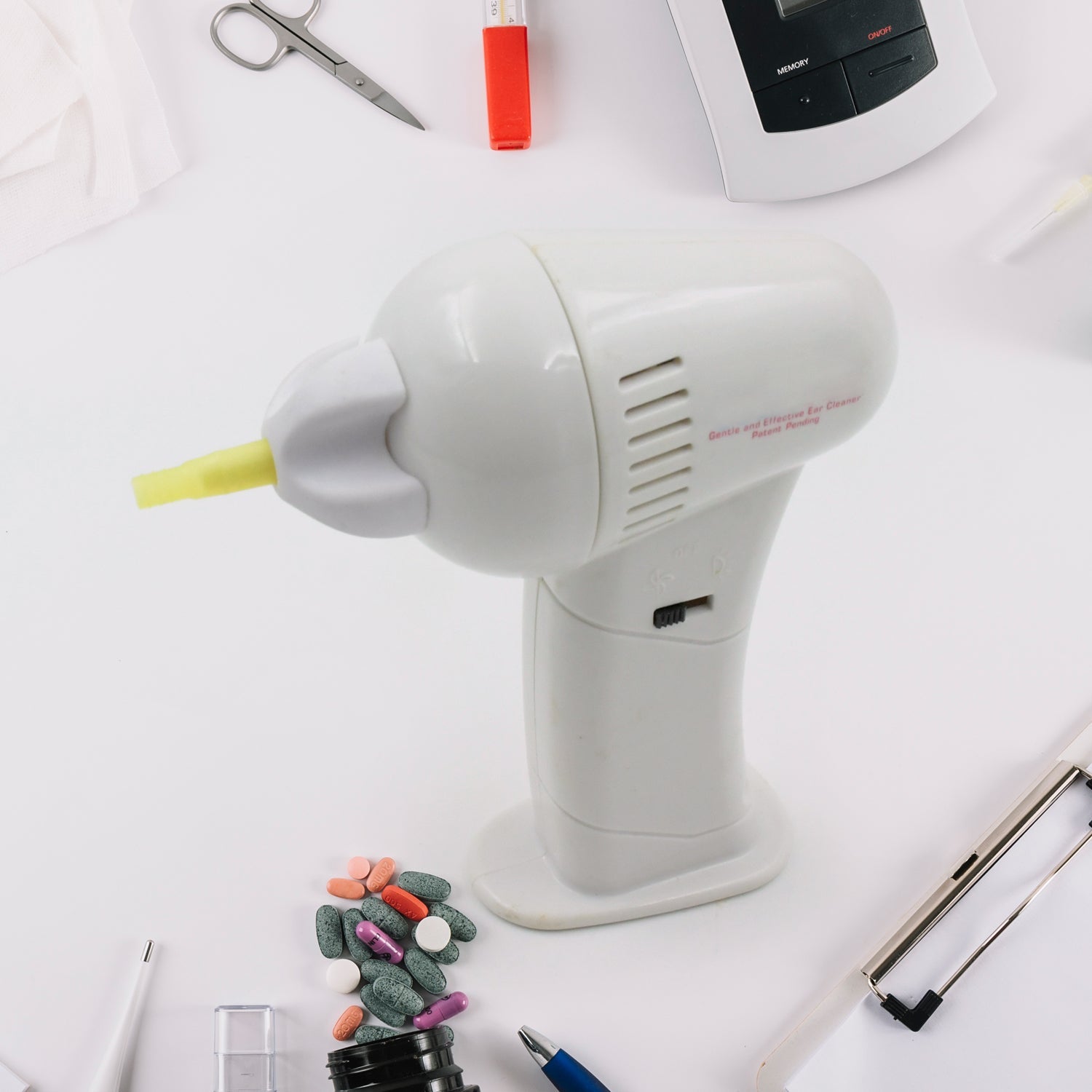 7247 Vacuum Ear Cleaning System Clean Ears Care Removel Tool Earpick Cleaner Vacuum Removal Kit Safe Gentle Hygienic with 8 Silicon Cleaner Clips and Cleaning Brush