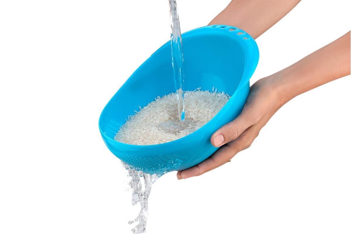 0081A Multi-Function with Integrated Colander Mixing Bowl Washing Rice, Vegetable and Fruits Drainer Bowl-Size: 21x17x8.5cm - SkyShopy