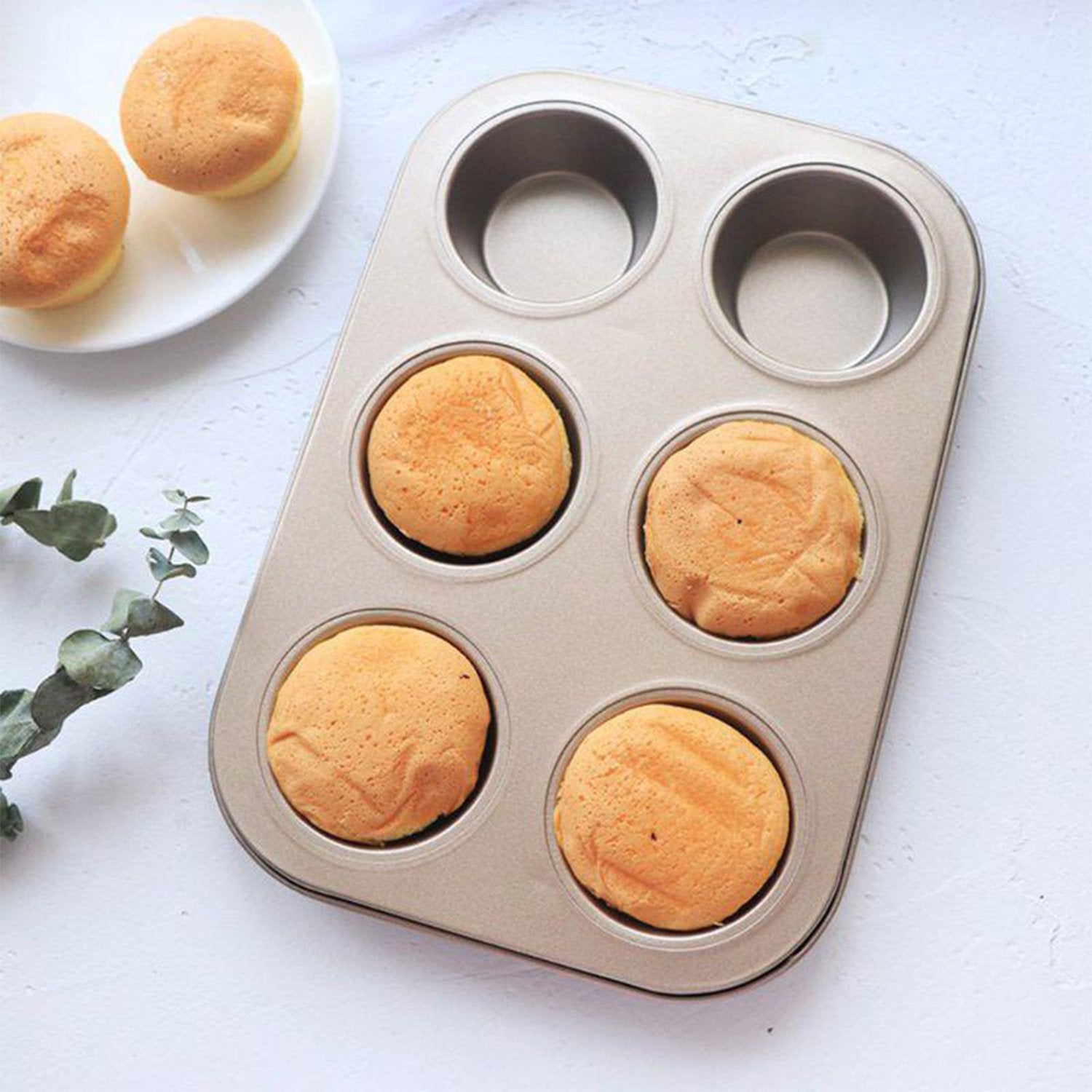 2573 Round Shape Carbon steel Muffin Cupcake Mould Case Bakeware
