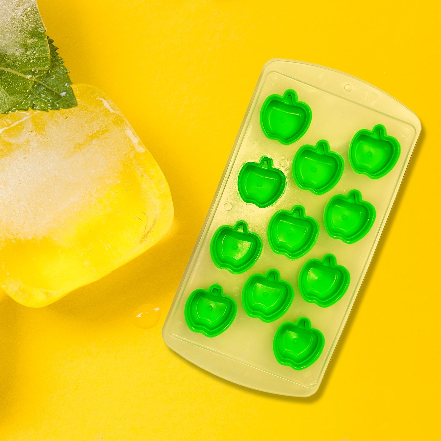 4869 Mix design Ice Trays with Lid for Freezer with Easy to Release Flexible Silicone shape ice cavity. DeoDap