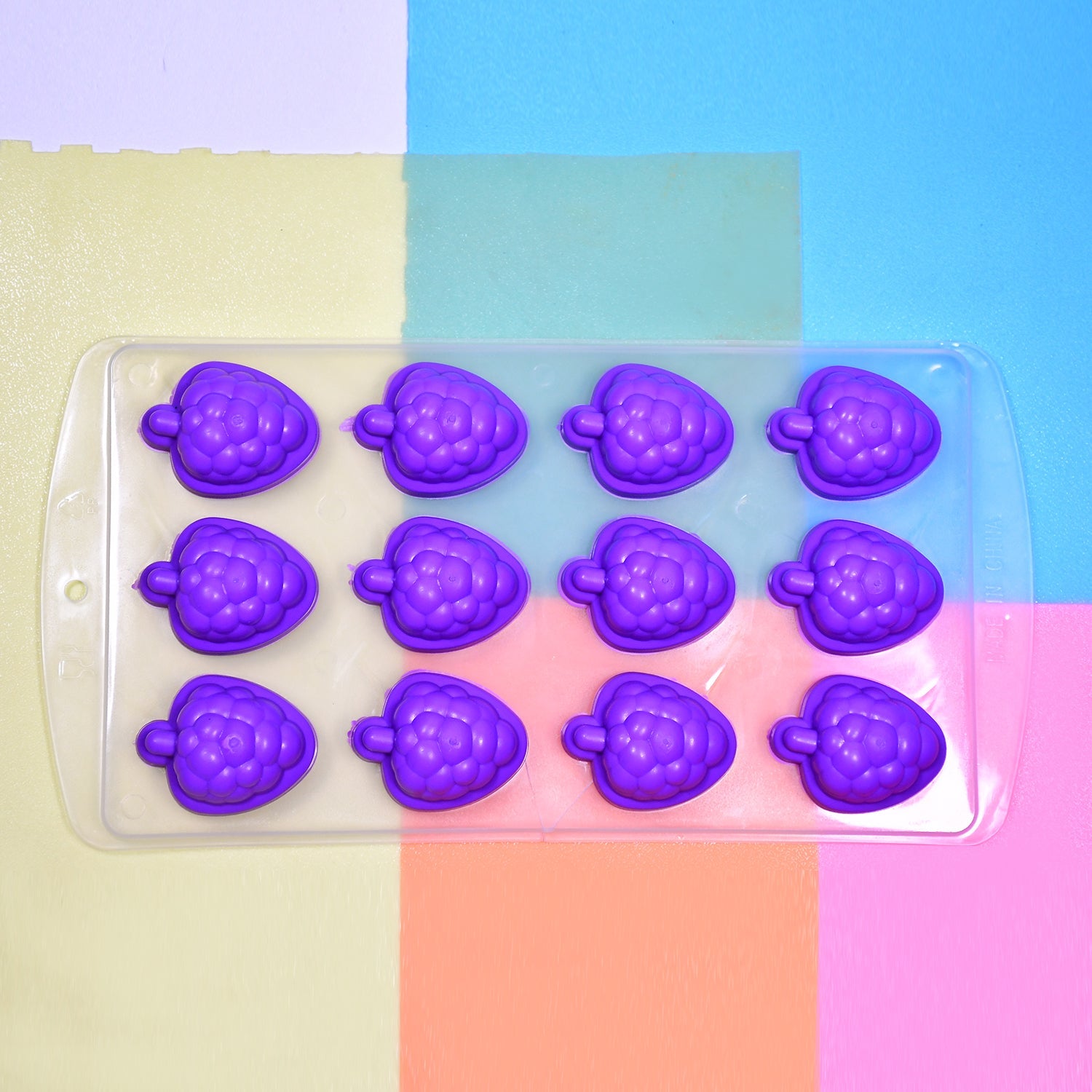 4869 Mix design Ice Trays with Lid for Freezer with Easy to Release Flexible Silicone shape ice cavity. DeoDap