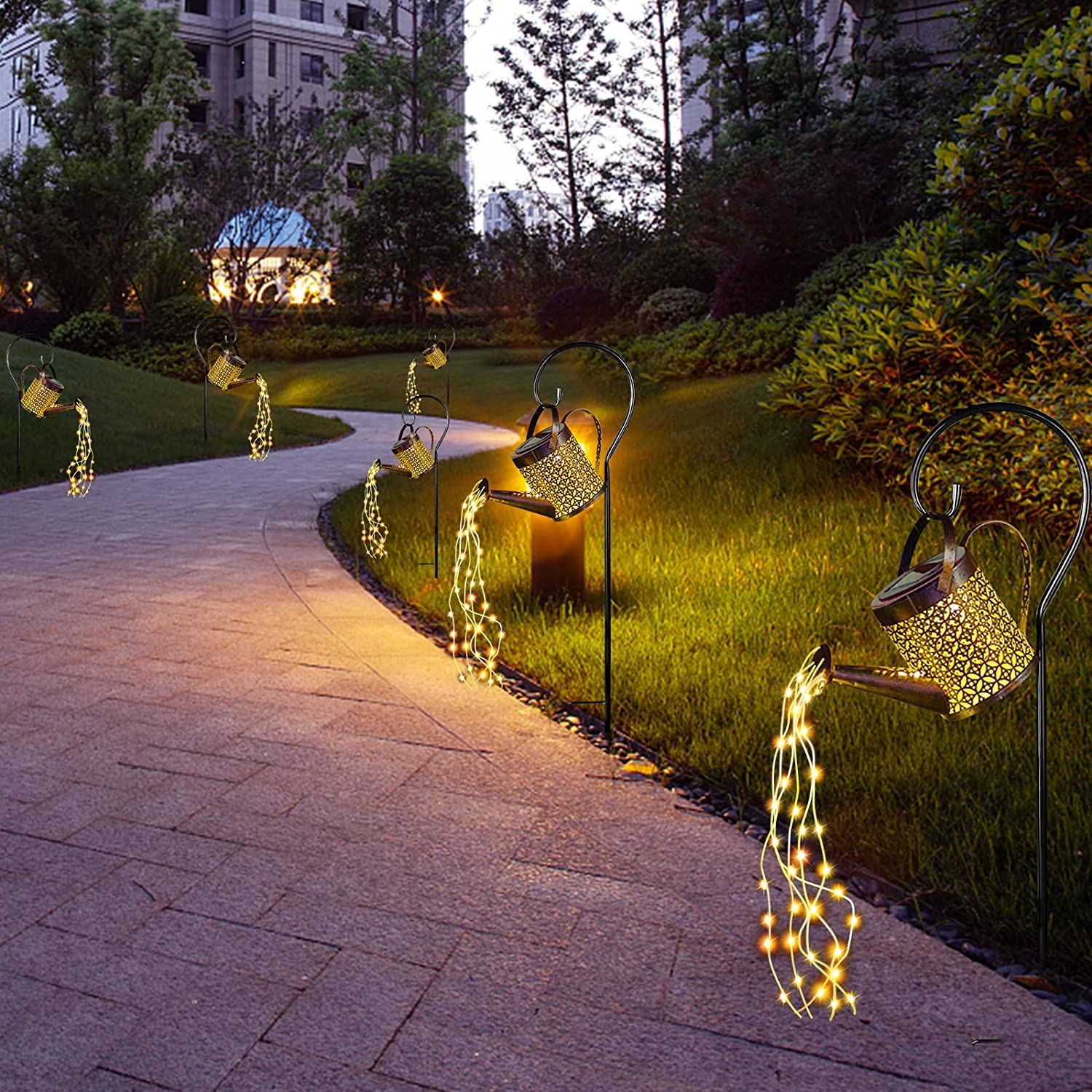 Solar Watering Can Light, Solar Fairy Lights Waterproof, Hanging Solar Lantern Garden Art Light Decor Metal Waterfall String Lights for Patio Yard Pathway Plant [ Warm Yellow, Pack of 1 ]