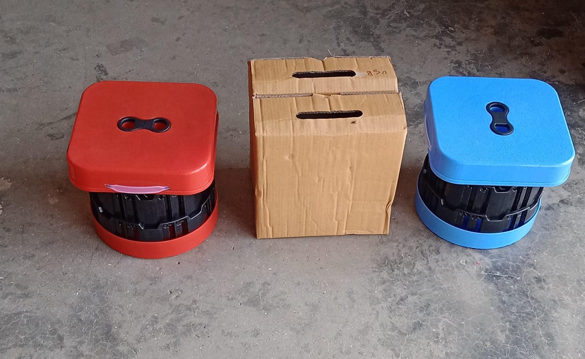 0119  Portable Telescopic Folding Stool, Retractable Folding Stools Portable Lightweight for Indoor and Outdoor Travel, Fishing, Camping, Garden Use (43 Cm)
