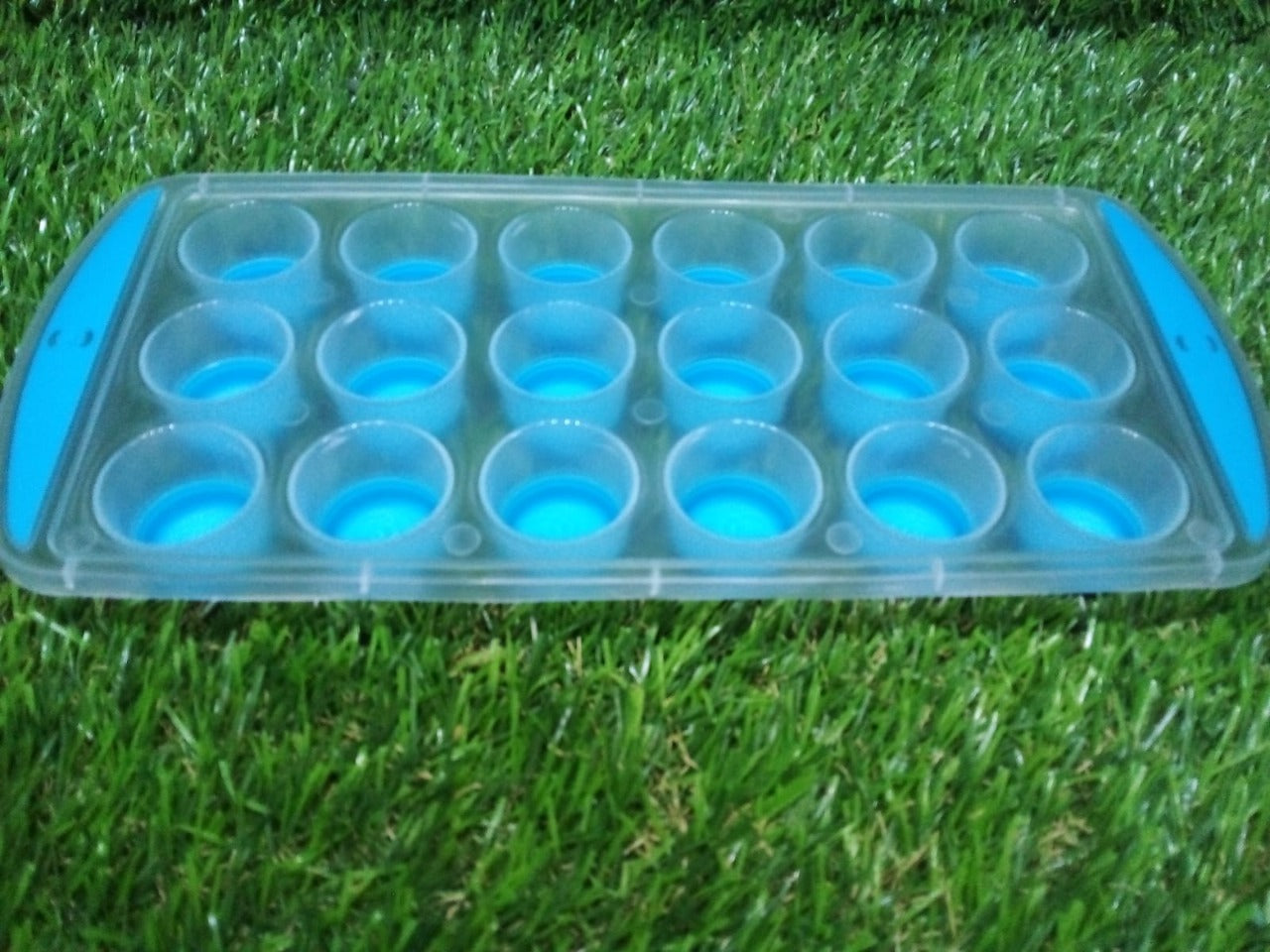 2768 18 Cavity Ice Tray Used For Producing Ice’s In Types Of Places Etc. freeshipping - DeoDap