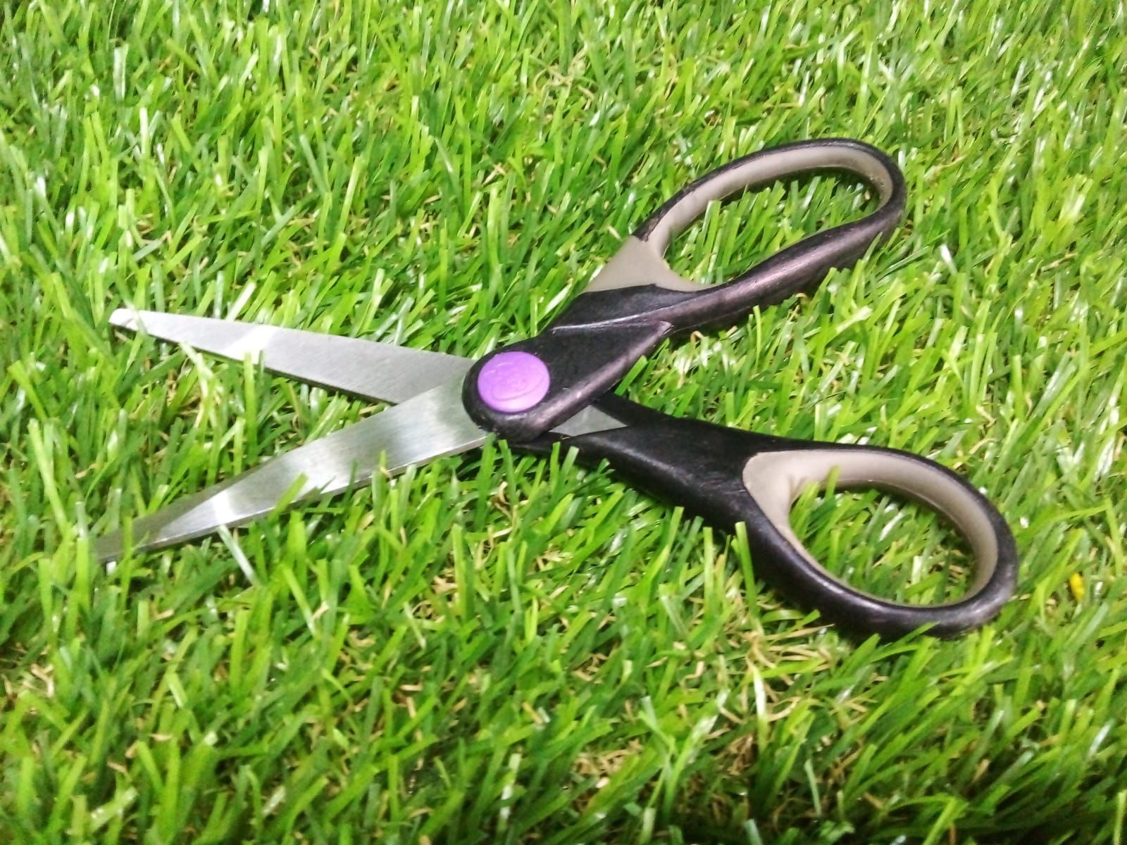 7445 Multipurpose Scissors Comfort Grip Handles Used in Home and Office DeoDap