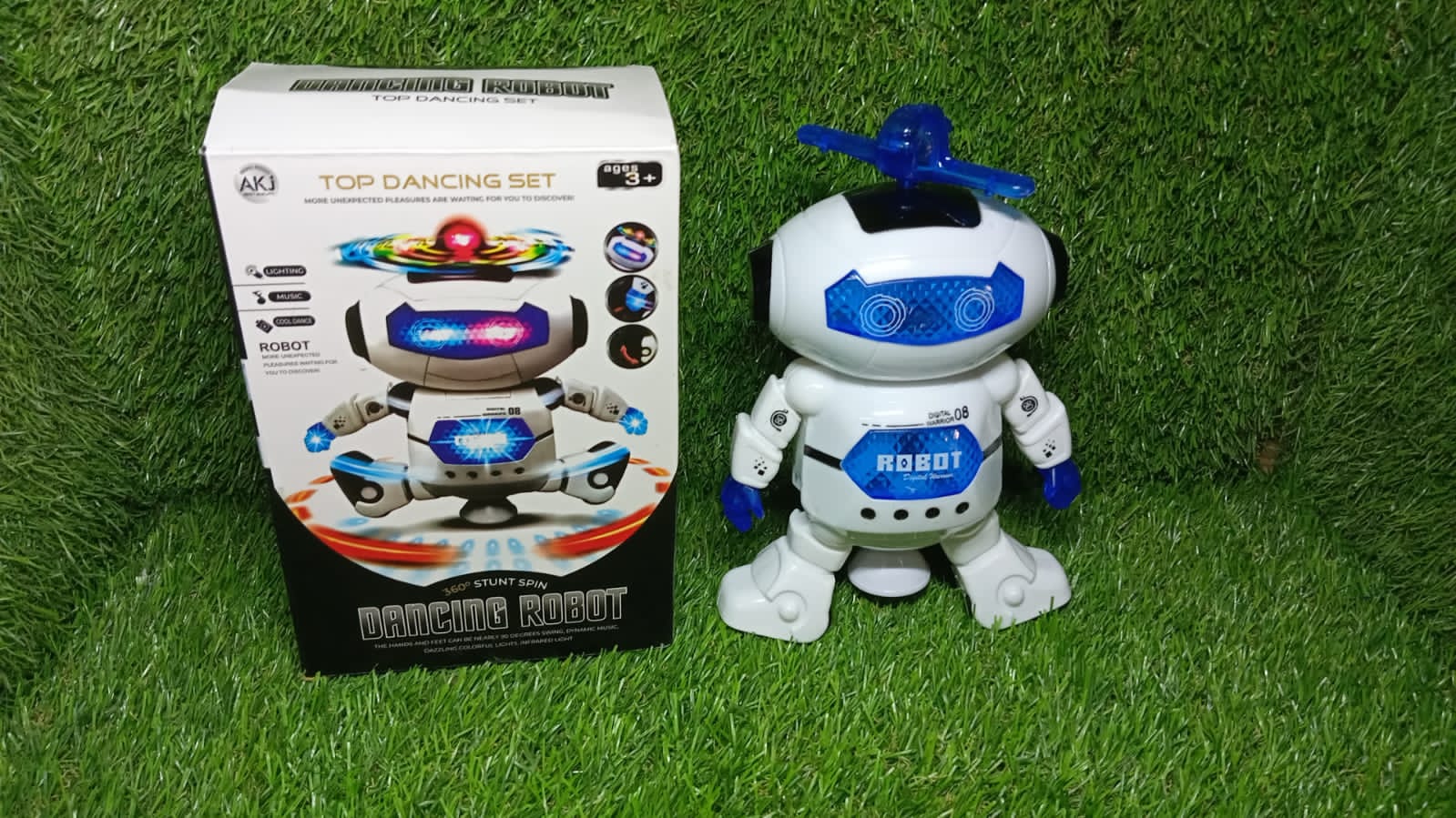 4462 ﻿Dancing Robot with 3D Lights and Music. DeoDap